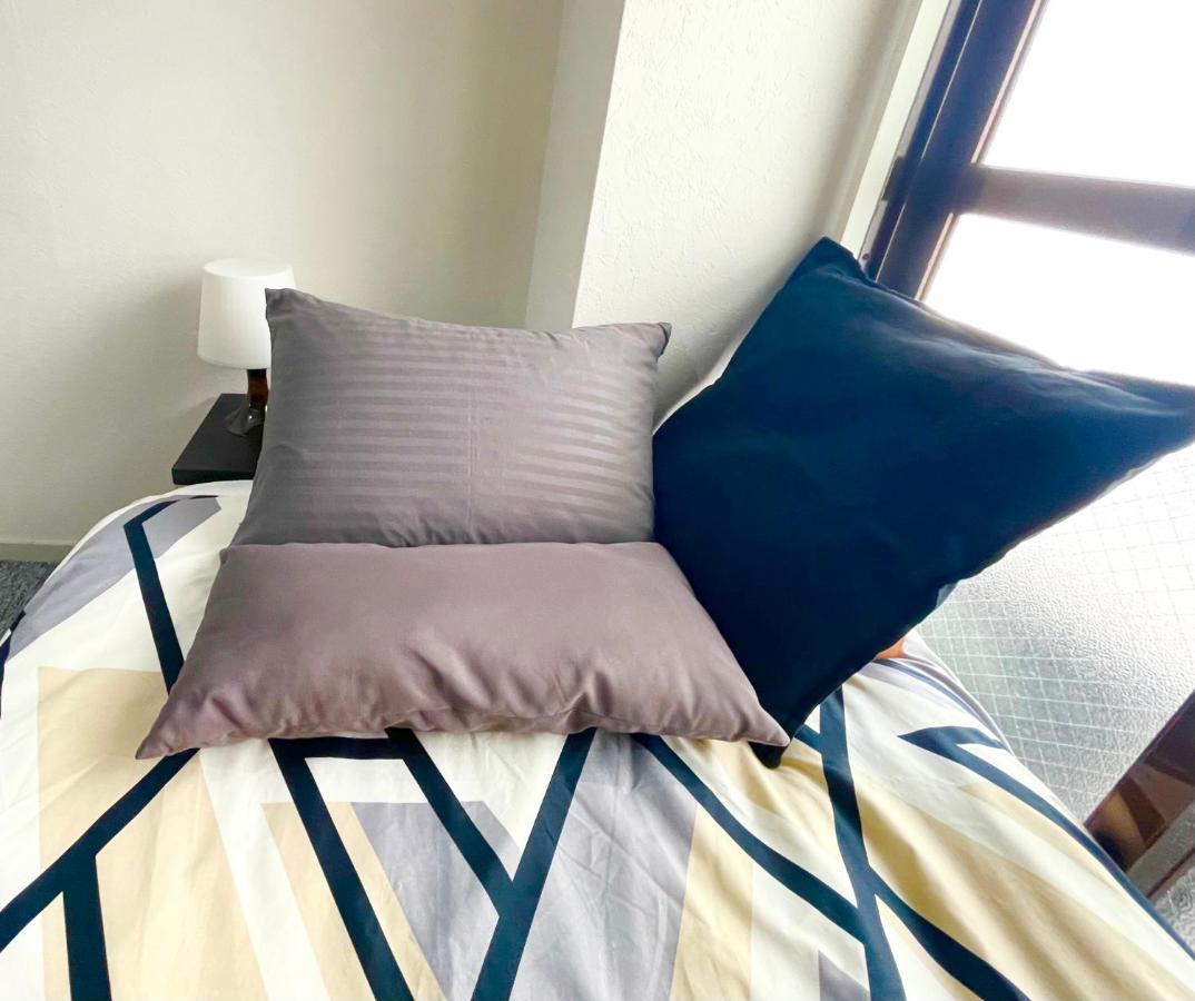 West Wood Guest Room Osaka Luaran gambar