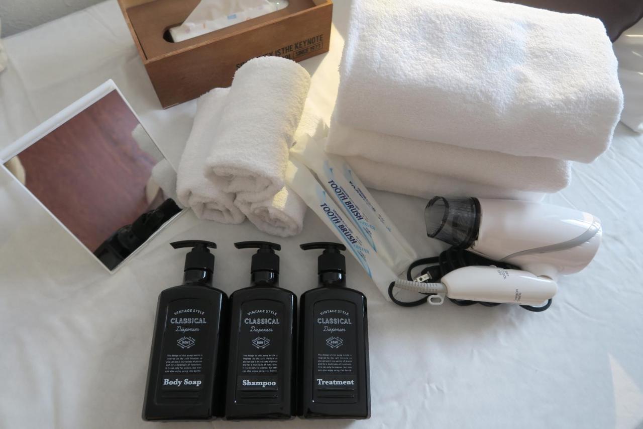 West Wood Guest Room Osaka Luaran gambar