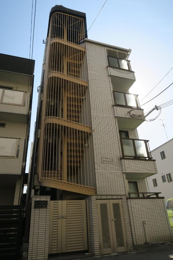 West Wood Guest Room Osaka Luaran gambar